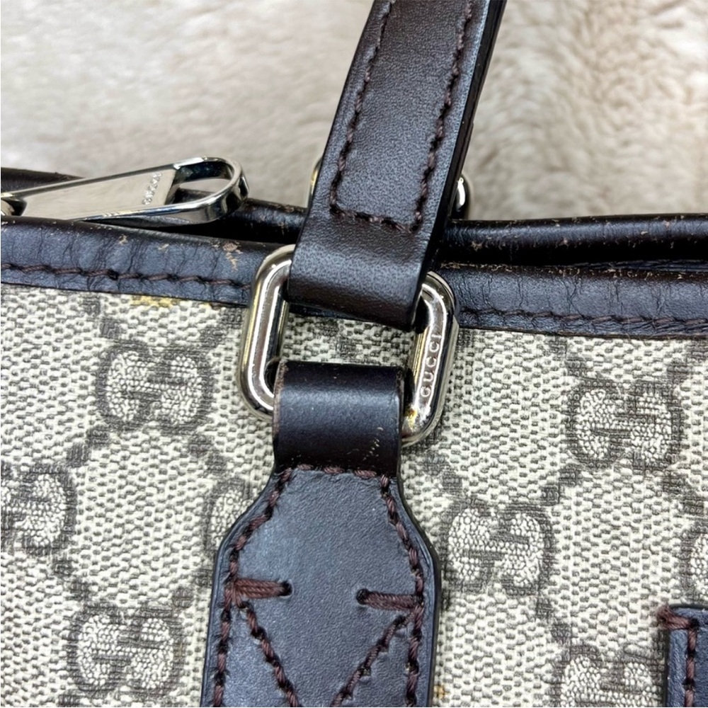 Gucci Monogram Supreme Coated Canvas Convertible Zip Tote - Picture 11 of 17